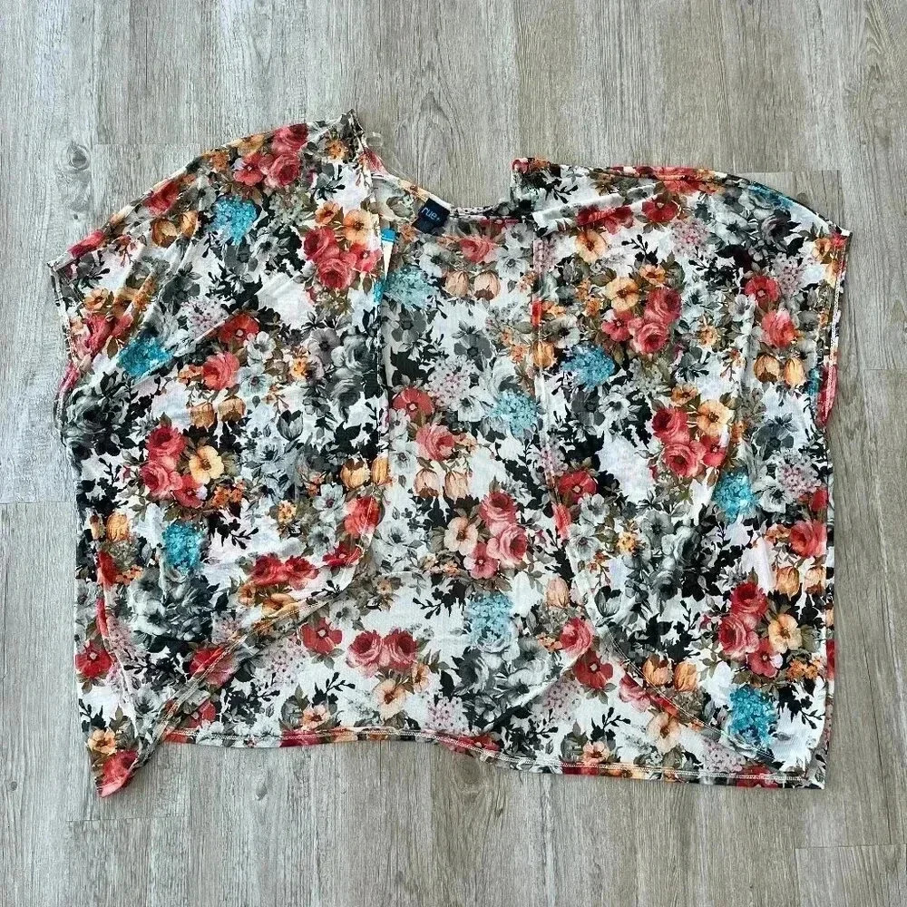 Womens Rue 21 NWT Floral Kimono - 4X